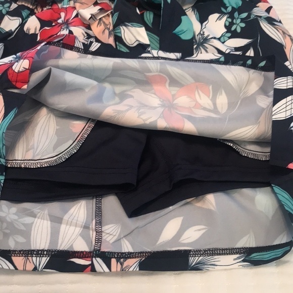 NWT St. John’s Bay Tropical Floral Skort - Picture 9 of 12